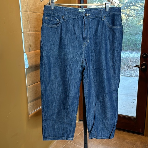 LL Bean Classic Fit Straight Leg Cropped Jeans Womens Medium Blue Wash Size 16 - Picture 1 of 6